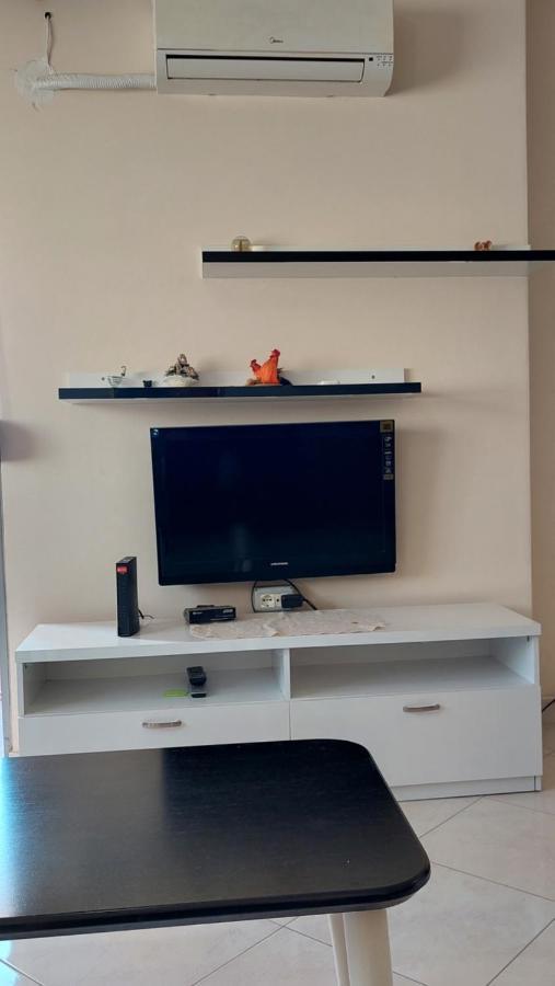 Sweetview 2-Bedroom Apartment With 3 Balcony Seaview Vlorë 외부 사진